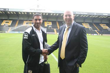 Ian Kirke with Notts County captain, Hayden Mullins